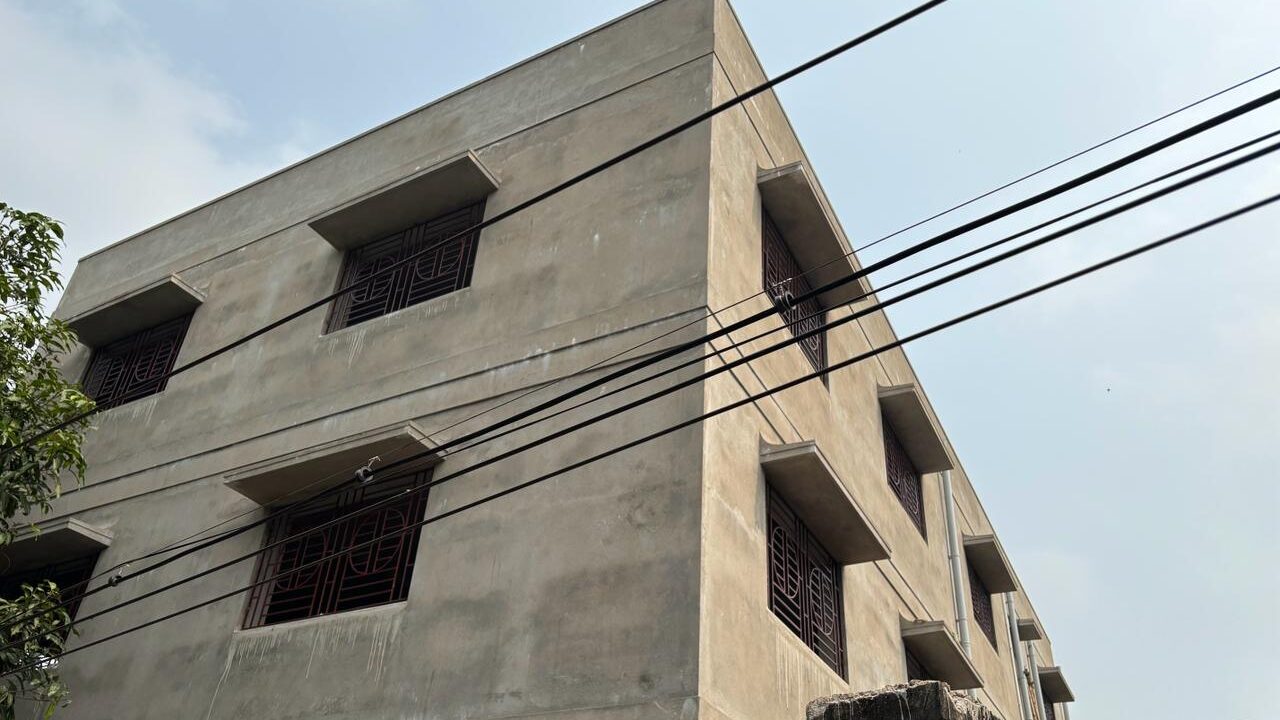 Standalone Building in Haridevpur Doctor Bagan for Sale in Kolkata